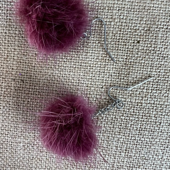 Purple wine merlot fuzzy puff ball earrings dangle fur soft lightweight unique - Picture 4 of 4